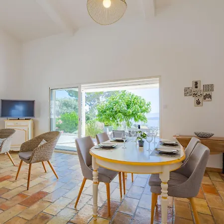 Clos By Interhome *