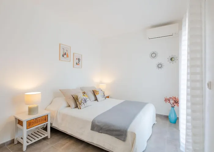 Vila Clos By Interhome Les Issambres